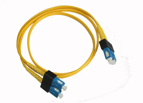 01x3jj_ev3hicgxei4j9pxl__73881.1707320535.jpg 01X3JJ | Dell | Force10 S-Series 10M QSFP+ 16.4 50UM MM Fibre Optical Cable - Image 1