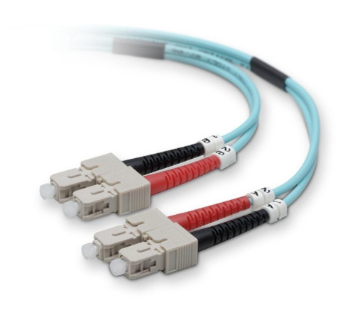 ea0AA1oRR0ebKYE80B6nuw.c-r__00812.1708117209.jpg F2F40277-10M-G | Belkin | Fiber Optic Duplex Patch Cable, 2 x SC, 2 x SC, 10m fiber optic cable 393.7" (10 m) - Image 1