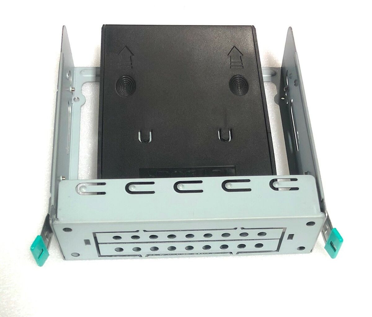 s-l1200__00367.1746469598.jpg SSDC2BW120A4 | Chenbro Micom | SR20969-14E MB882SP1S1B, 6 Bay Tray 3in ICYDOCK 2.5 Solid State Drive - Image 1